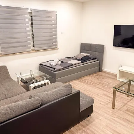 Ruhr Business Mit 8 Einzelbetten Privat Parkplatz Apartman *