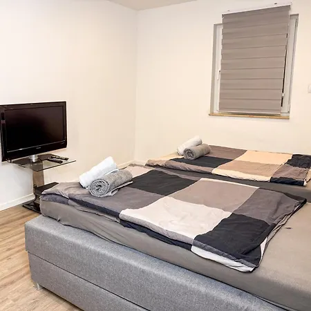 Ruhr Business Mit 8 Einzelbetten Privat Parkplatz 埃森