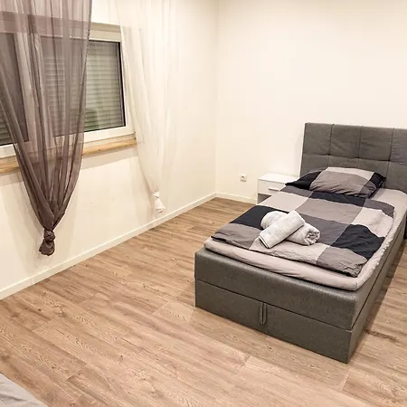 Ruhr Business Mit 8 Einzelbetten Privat Parkplatz 埃森