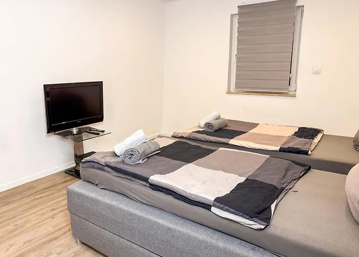 Ruhr Business Mit 8 Einzelbetten Privat Parkplatz 埃森